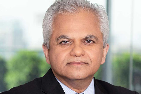 Vijay Advani headshot